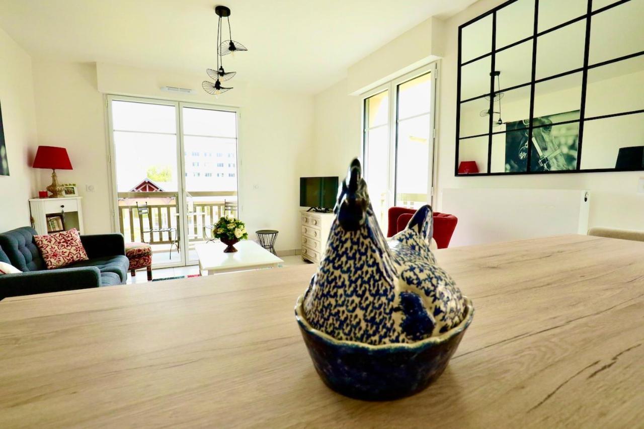 Appartement Des Arts Deauville Luaran gambar