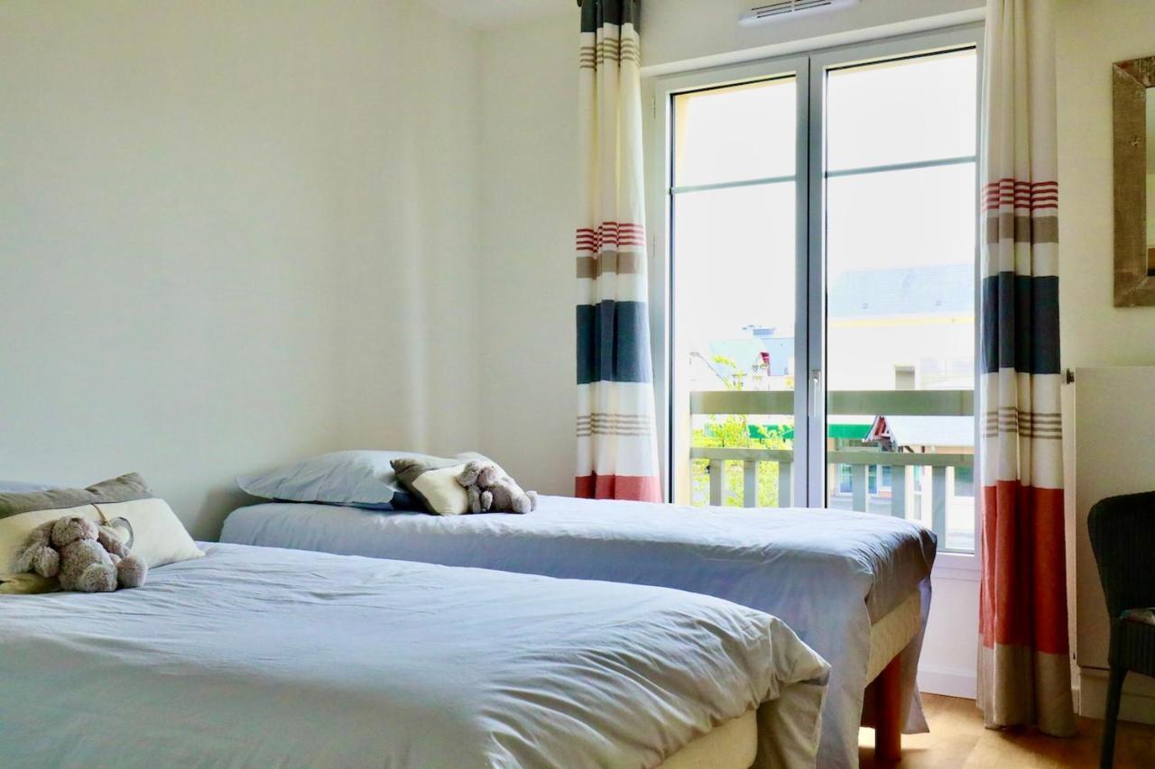 Appartement Des Arts Deauville Luaran gambar