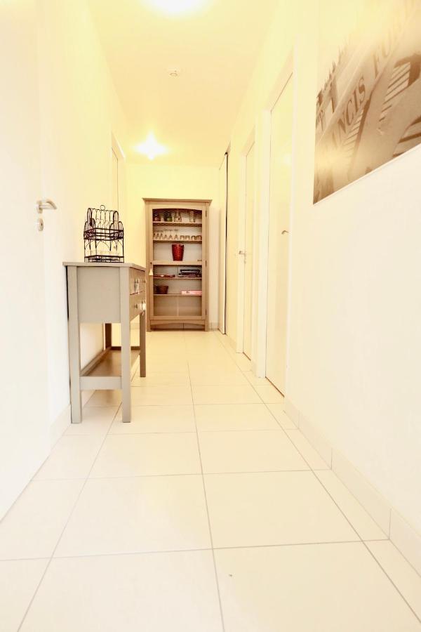 Appartement Des Arts Deauville Luaran gambar
